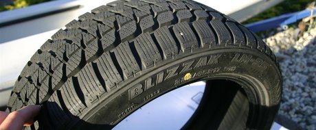 Bridgestone Blizzak, anvelopa de iarna care promite control absolut