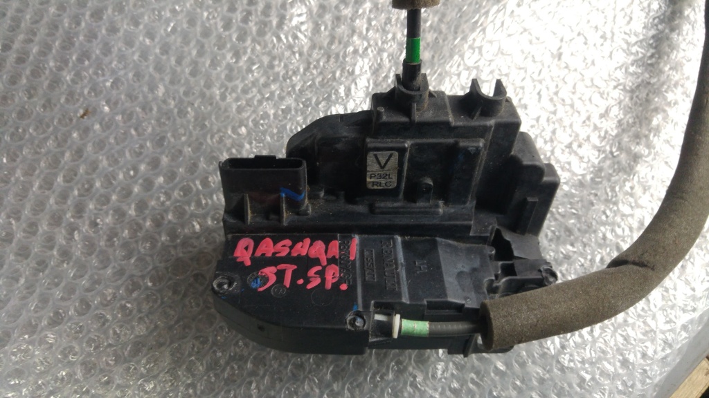 Broasaca usa stanga spate nissan qashqai j10 2s61-a224a36-al