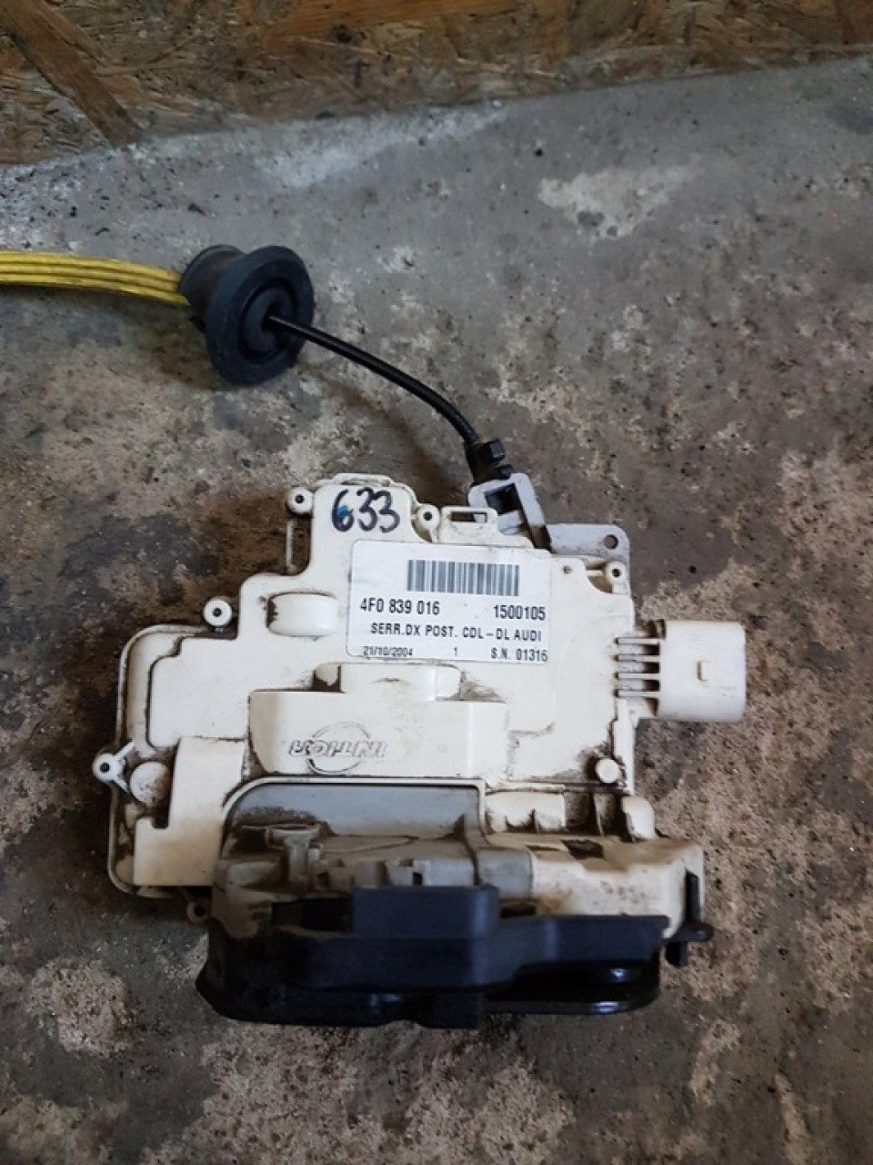 Broasca 4f0839016 usa dreapta spate audi a3 8p 2003-2013