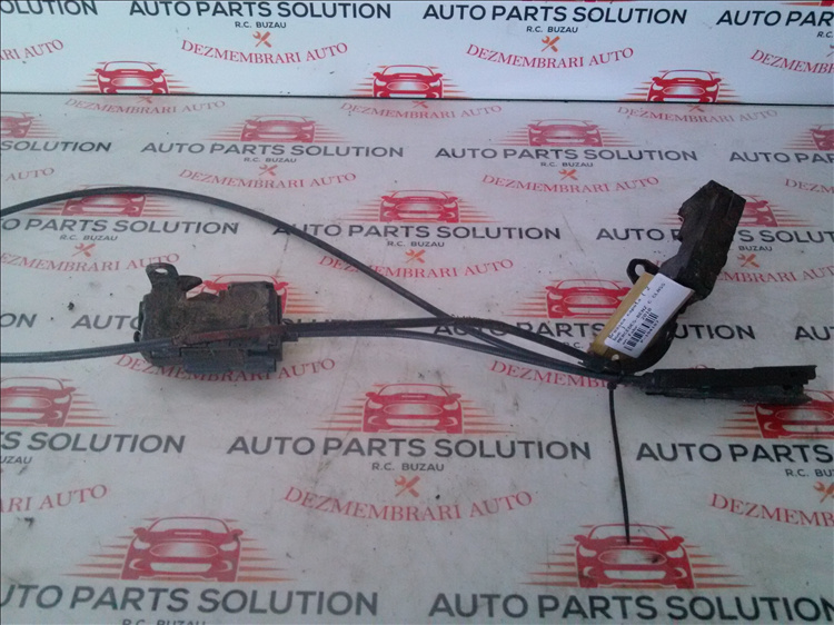 Broasca capota ( 2 buc ) MERCEDES-BENZ C CLASS an fabr. 2010
