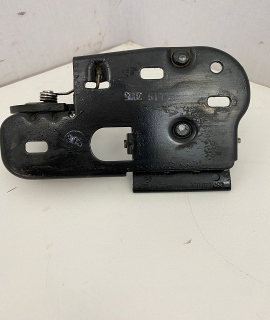 Broasca Capota 3c0823480 Volkswagen VW Passat B6 [2005 - 2010] wagon 5-usi 2.0 TDI MT (140 hp)