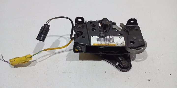 Broasca capota 7184441 BMW Seria 5 F10 [2009 - 2013]
