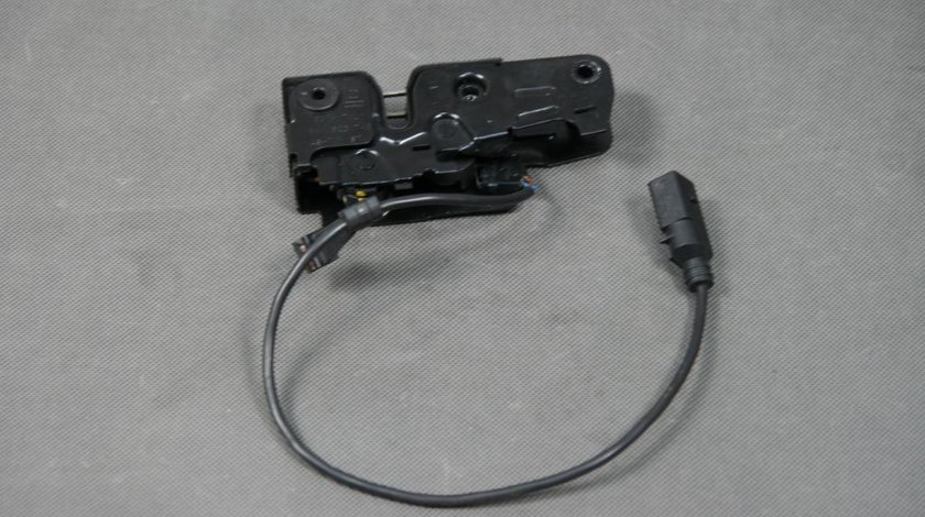 Broasca Capota AUDI A4 A5 2008-2012 8K1823746