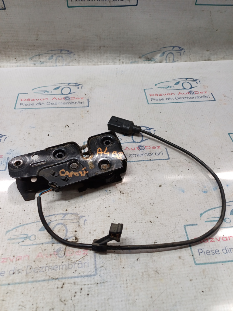 Broasca capota Audi A4 B8 - Motorina 2010, 8K0953236C