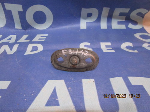 Broasca capota BMW E36 1996; 8122267 (siguranta)