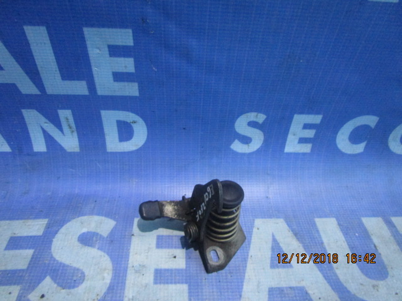 Broasca capota BMW E60 (siguranta)