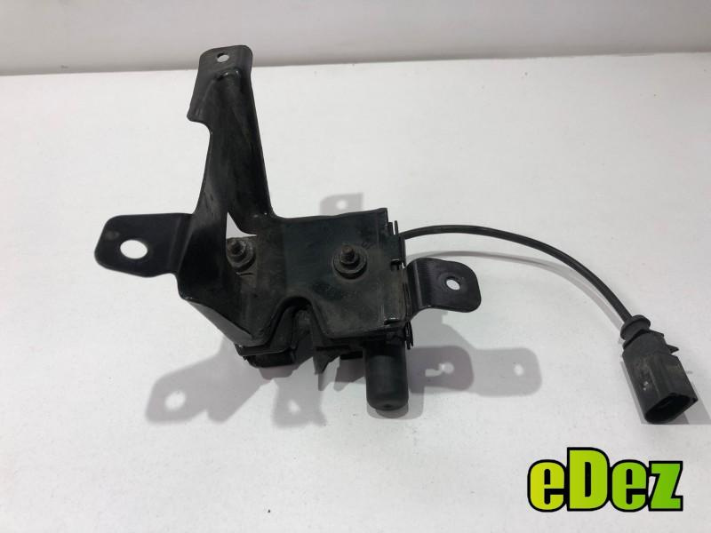 Broasca capota dreapta fata Audi A8 (2009-2017) [4H] D4 4h0823509d