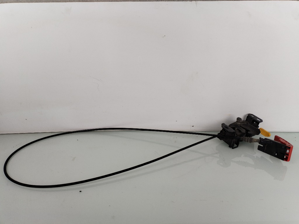 Broasca capota fata cu senzor Mercedes A Class W176 A2468700558