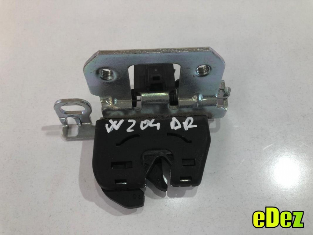 Broasca capota fata dreapta Mercedes C-Class (2007-2010) [W204]