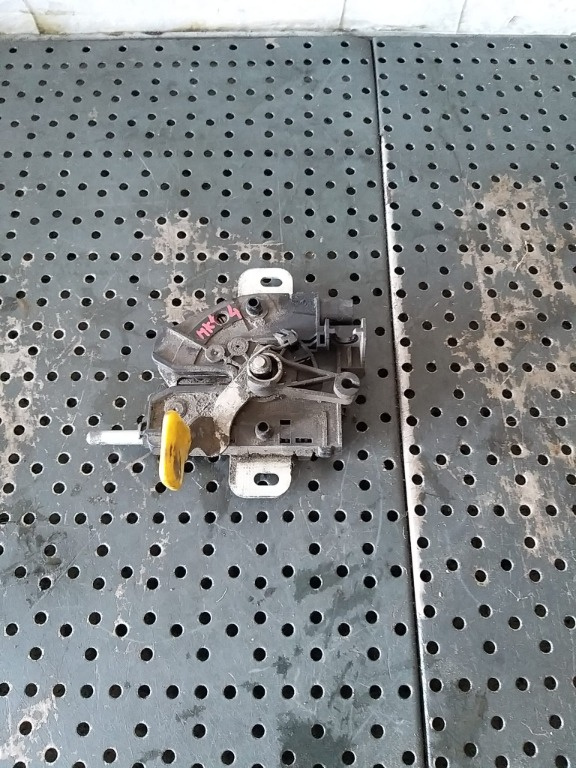 Broasca capota ford mondeo 4 ba7