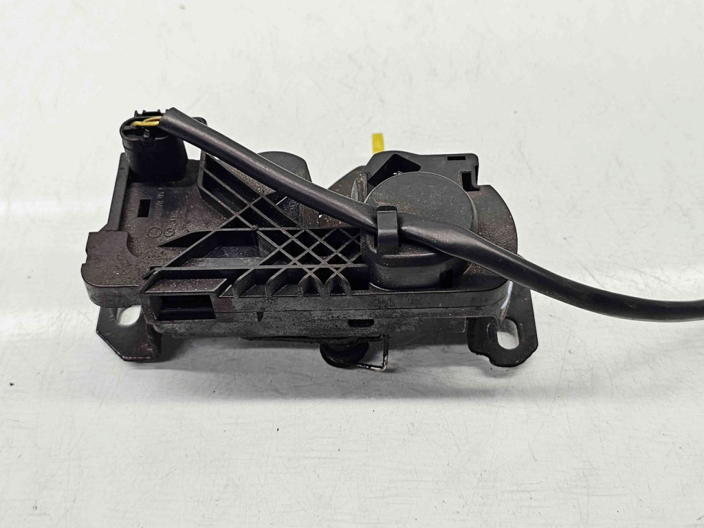 Broasca capota Mercedes Clasa A (W176) [Fabr 2012-2018] A2468700558