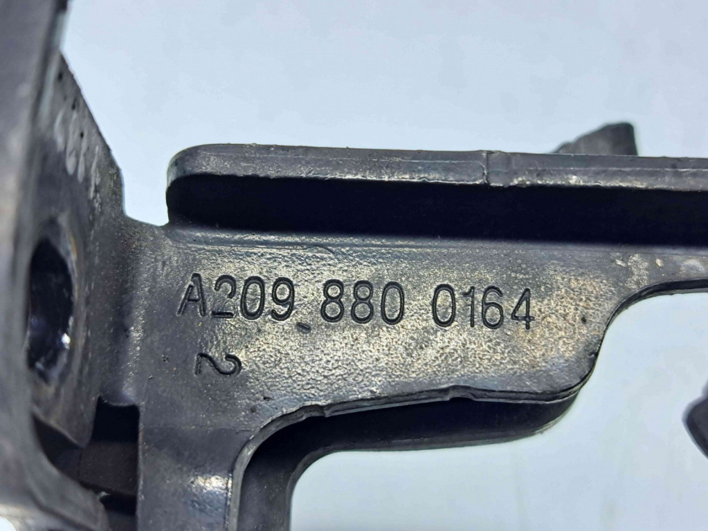 Broasca capota Mercedes Clasa CLK (C209) [Fabr 2002-2009] A2098800164