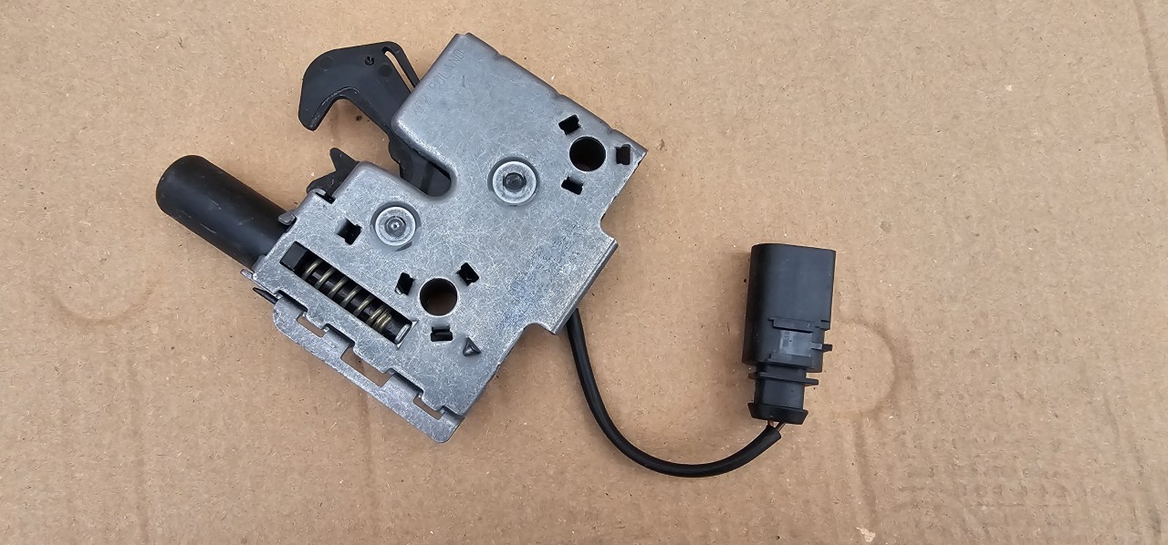 Broasca capota motor Audi A4 B9 / A5 F5 2017 2018 2019 2020 2021
