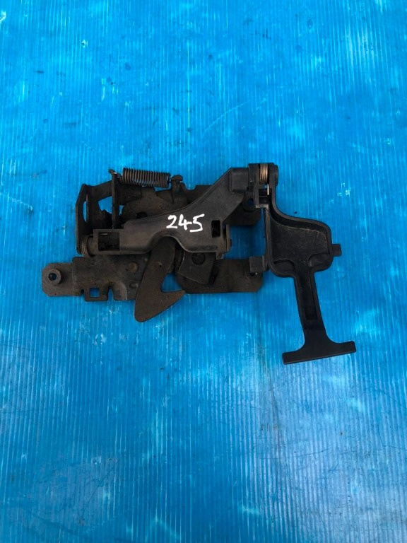 Broasca capota motor Mercedes B Class w245 2005-2008