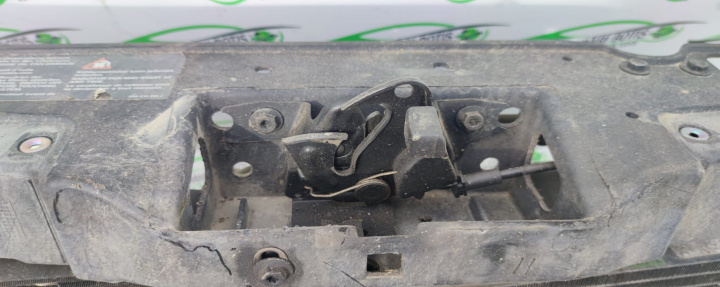 Broasca capota motor Volkswagen VW Polo 3 6N [facelift] [2000 - 2002] Hatchback 5-usi 1.4 16V MT (101 hp)