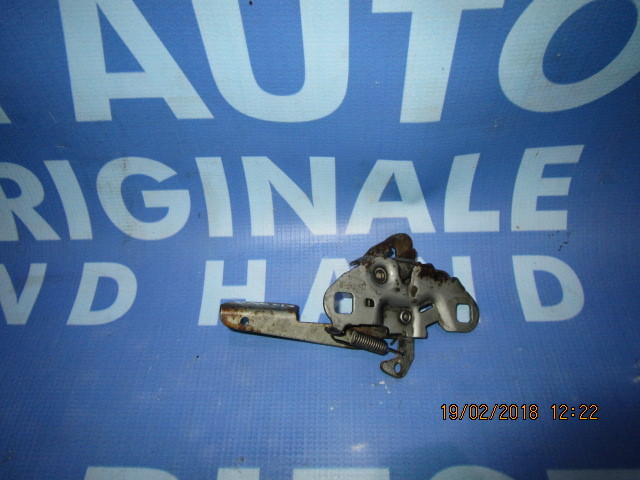 Broasca capota Peugeot 306 (fata)