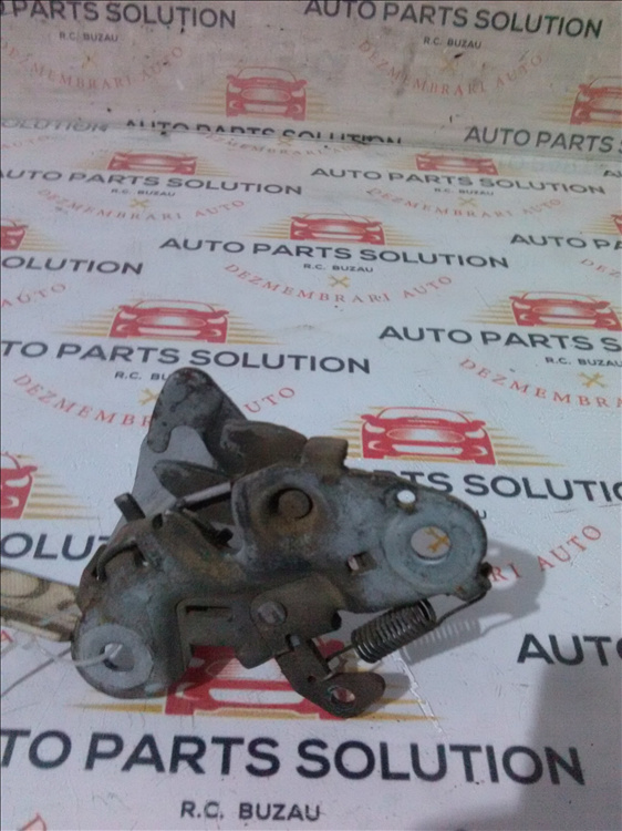 Broasca capota PEUGEOT 307 1.6 HDI an fabr. 2006