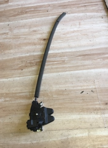 Broasca capota portbagaj Mercedes C Class w204 2008