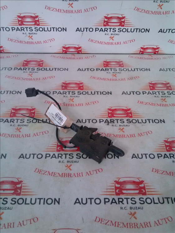 Broasca capota RENAULT MEGANE 3 1.5 DCI an fabr. 2012