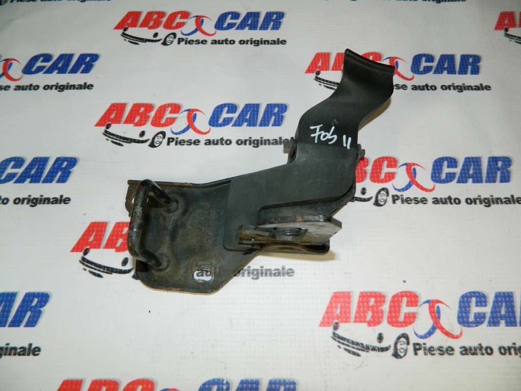 Broasca capota Skoda Fabia 5J cod: 5J0823480 model 2010