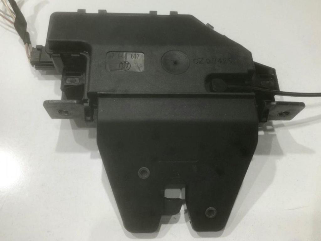 Broasca capota spate 7840617 BMW Seria 3 E90 [2004 - 2010]