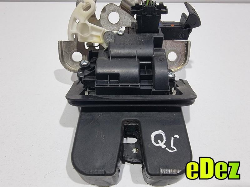 Broasca capota spate Audi A1 (2010-2014) [8X] 8R0827505
