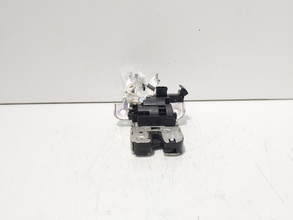 Broasca capota spate, cod 8R0827505A, Skoda Octavia 3 (5E3) (id:705202)