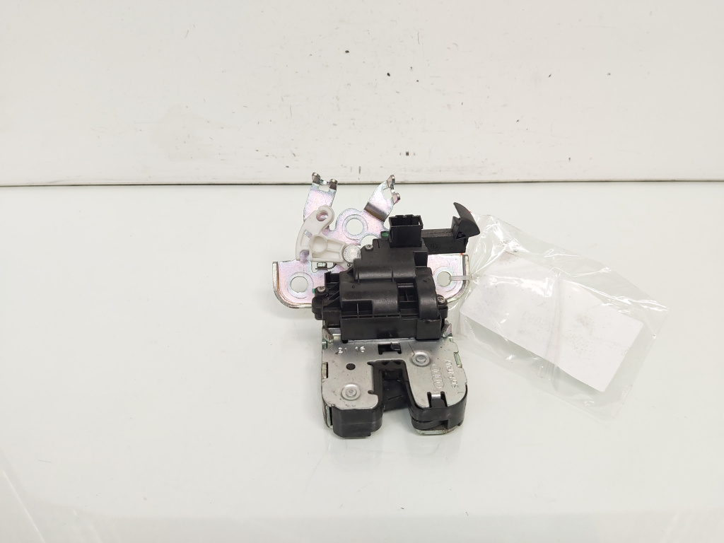 Broasca capota spate, cod 8R0827505A, Skoda Octavia 3 (5E3) (id:660523)