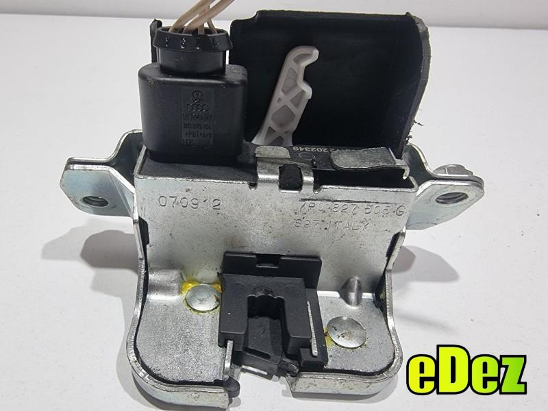Broasca capota spate Porsche Cayenne (2010-2014) 7P0827505G
