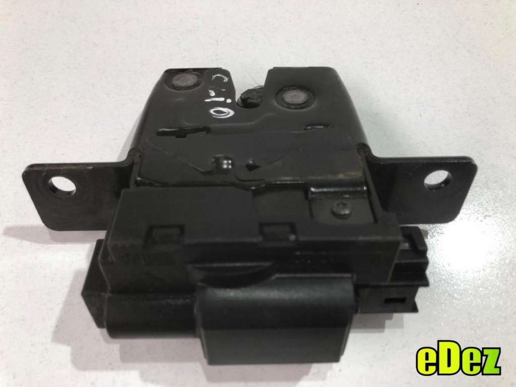 Broasca capota spate Renault Clio 3 (2005-2009) 8200947699