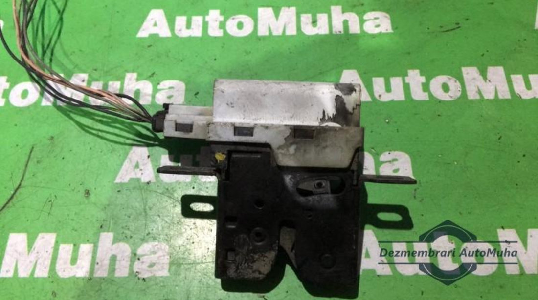 Broasca capota spate Renault Megane II (2003-2008) 8200000894