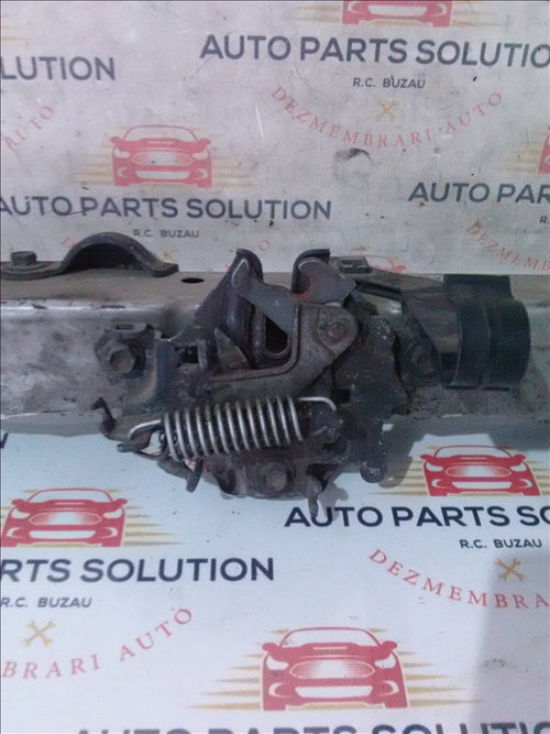 Broasca capota TOYOTA RAV 4 2.2 D an fabr. 2008
