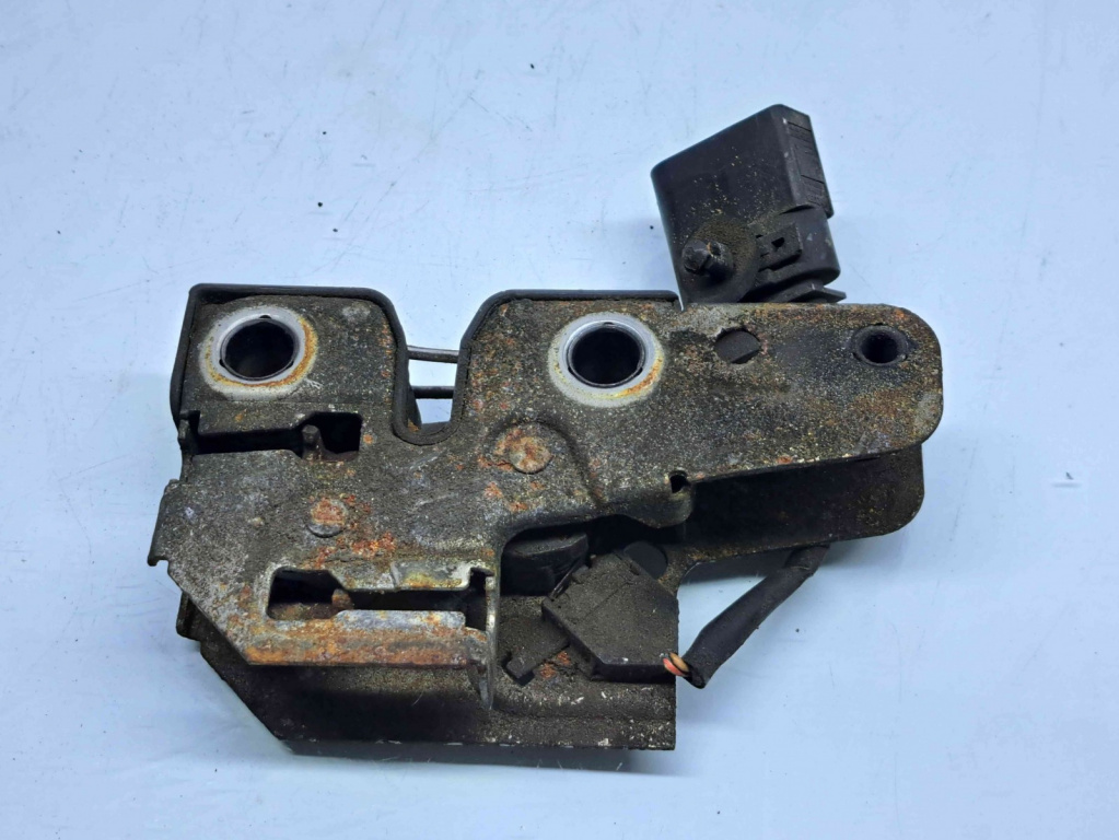 Broasca capota Volkswagen Touareg (7LA, 7L6) [Fabr 2003-2010] OEM