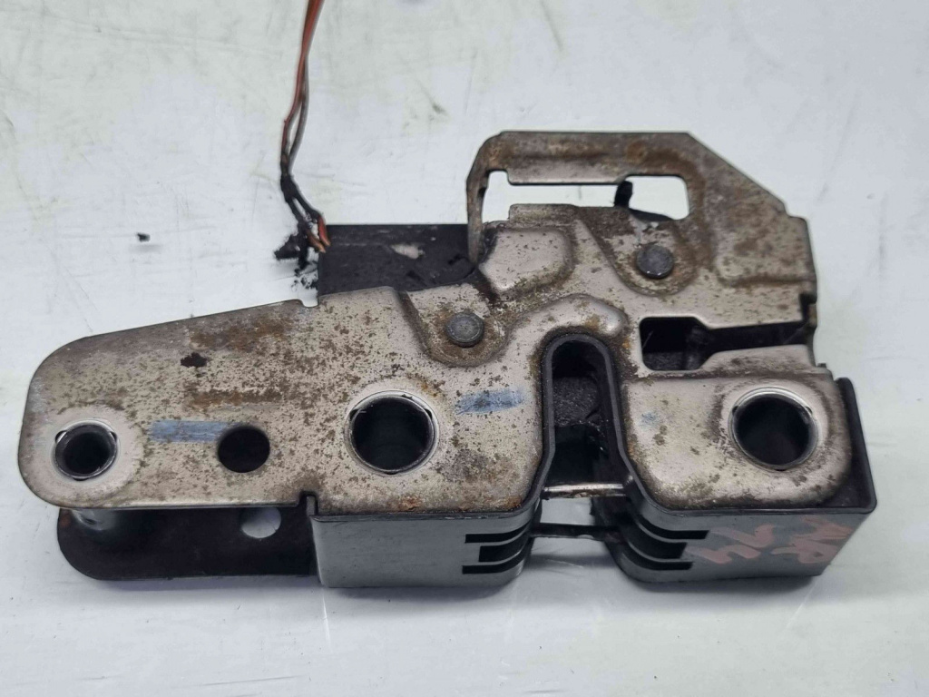 Broasca capota Volkswagen Transporter 5 (7HB, 7HJ) [Fabr 2004-2013] OEM