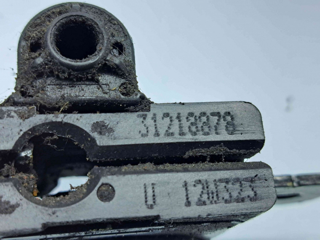Broasca capota Volvo V40 [Fabr 2013-2019] 31218878