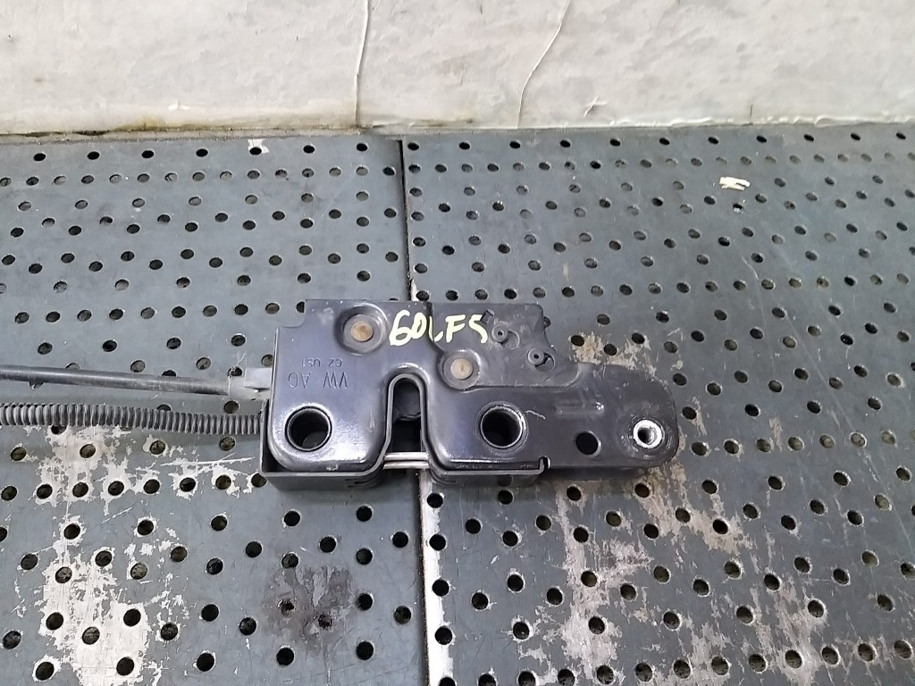 Broasca capota vw golf 5 1k 1k1823509e
