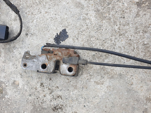 Broasca Capota Vw Golf 6