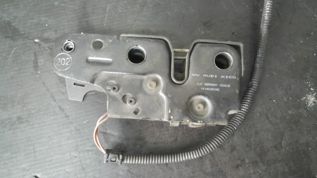 Broasca capota vw jetta 1k1823509e