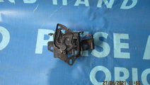 Broasca capota VW Passat B5 2002