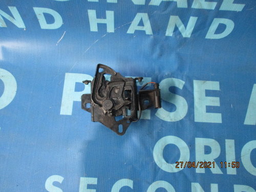 Broasca capota VW Passat B5 2002