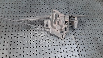 Broasca capota vw passat b5.5 3b0823603c