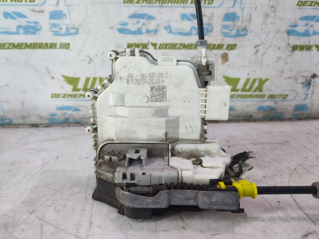 Broasca dreapta fata 8X1837016C Audi A4 B9 [2015 - 2020]