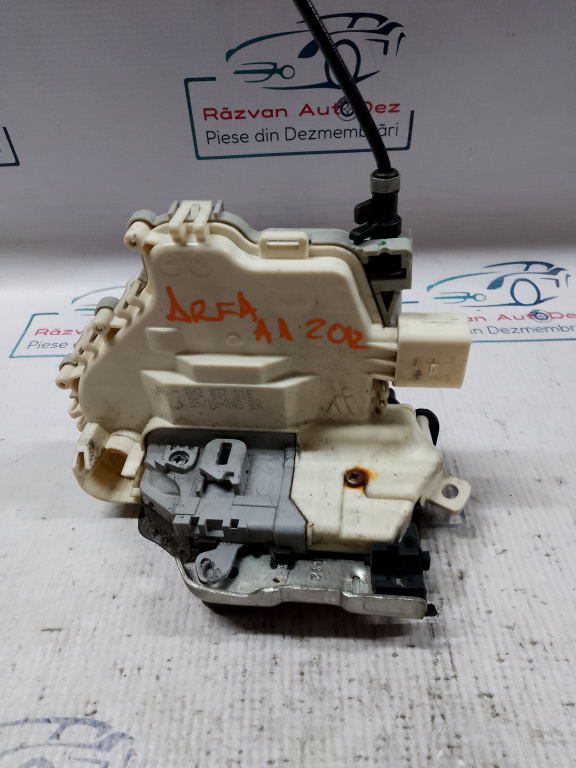 Broasca dreapta fata Audi A1 2012, 8X2837016