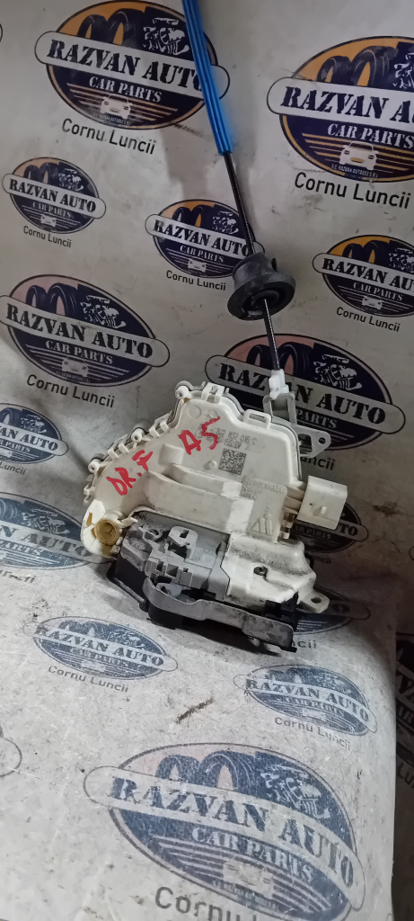 Broasca dreapta fata Audi A5 2012, 8J2837016C