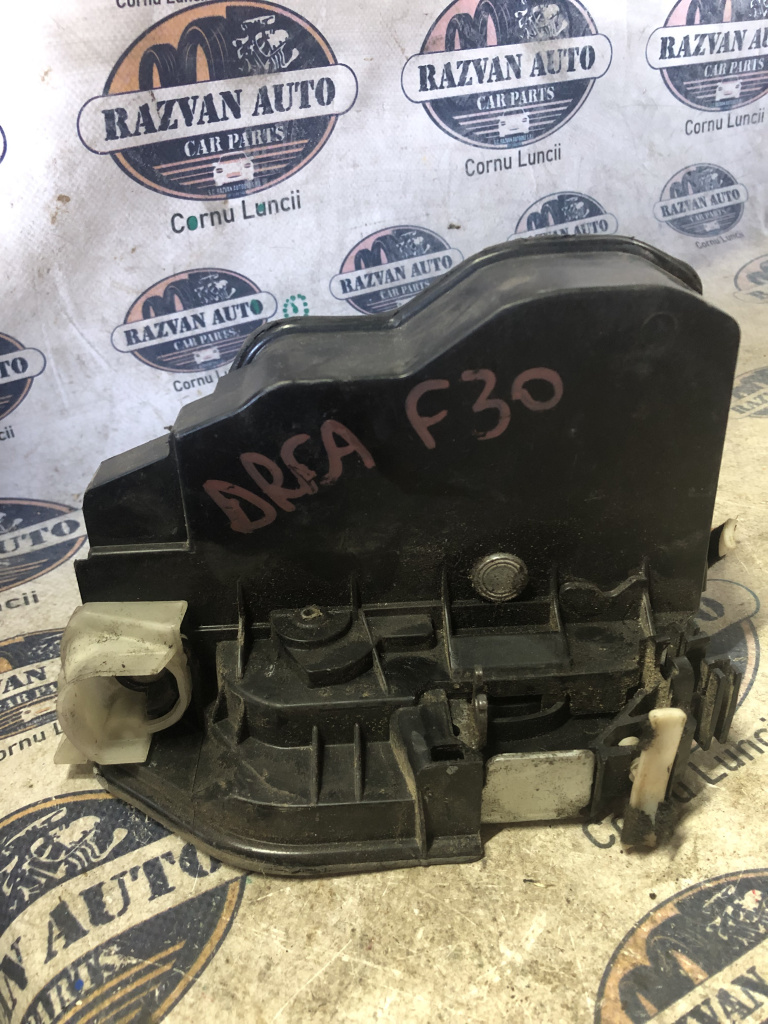 Broasca dreapta fata BMW F30 2015