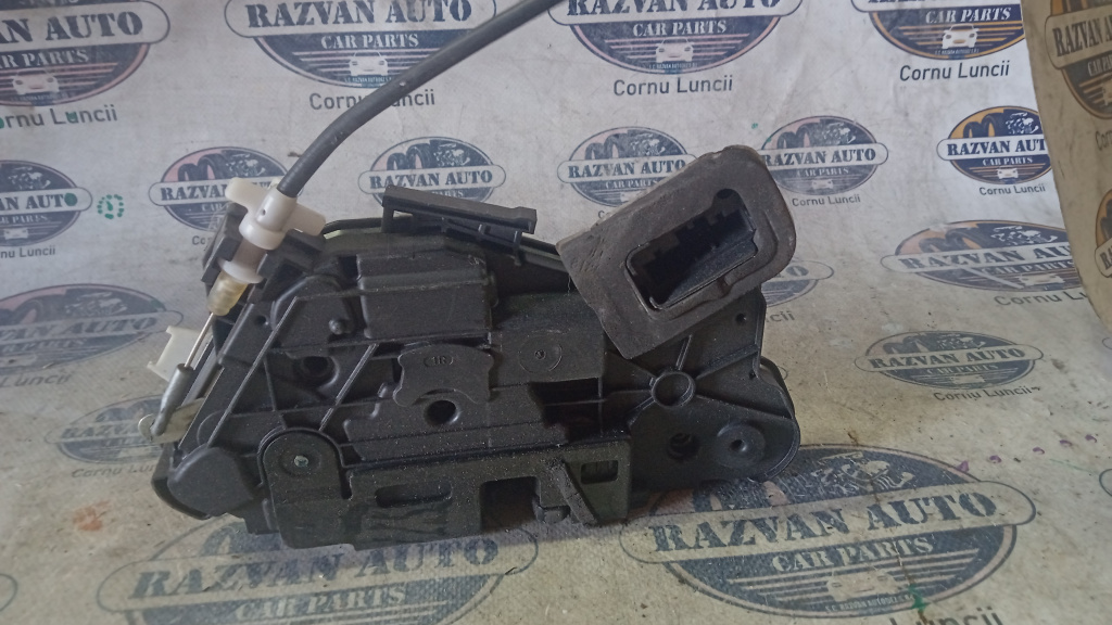 Broasca dreapta fata BMW Seria 2 F45, 728193410