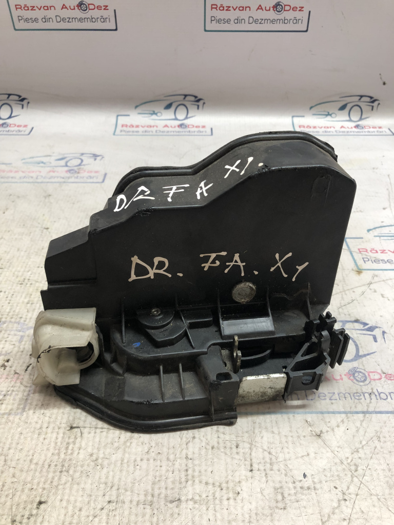 Broasca dreapta fata BMW X1 2010, 7202144