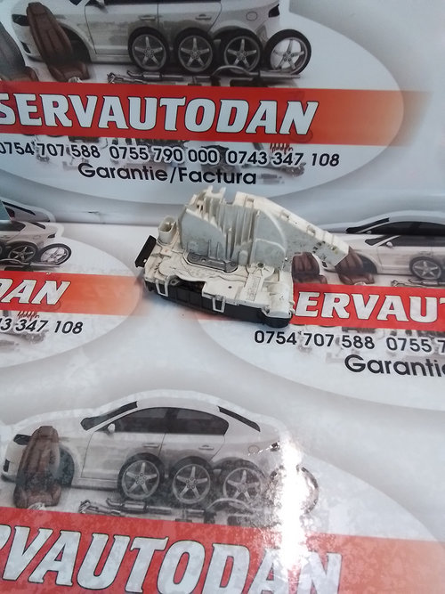 Broasca dreapta fata Mercedes-Benz C-Class (2007->) [W204] 2.2 Motorina 2012, A2047201235