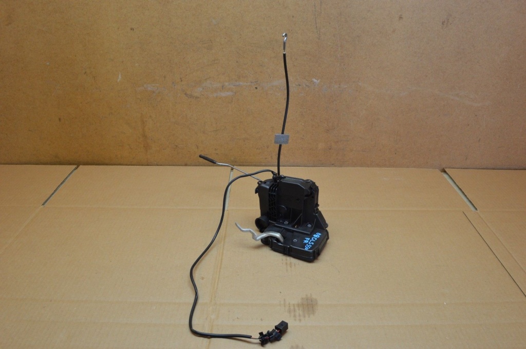 Broasca dreapta fata Mercedes cls w219 A2197200435