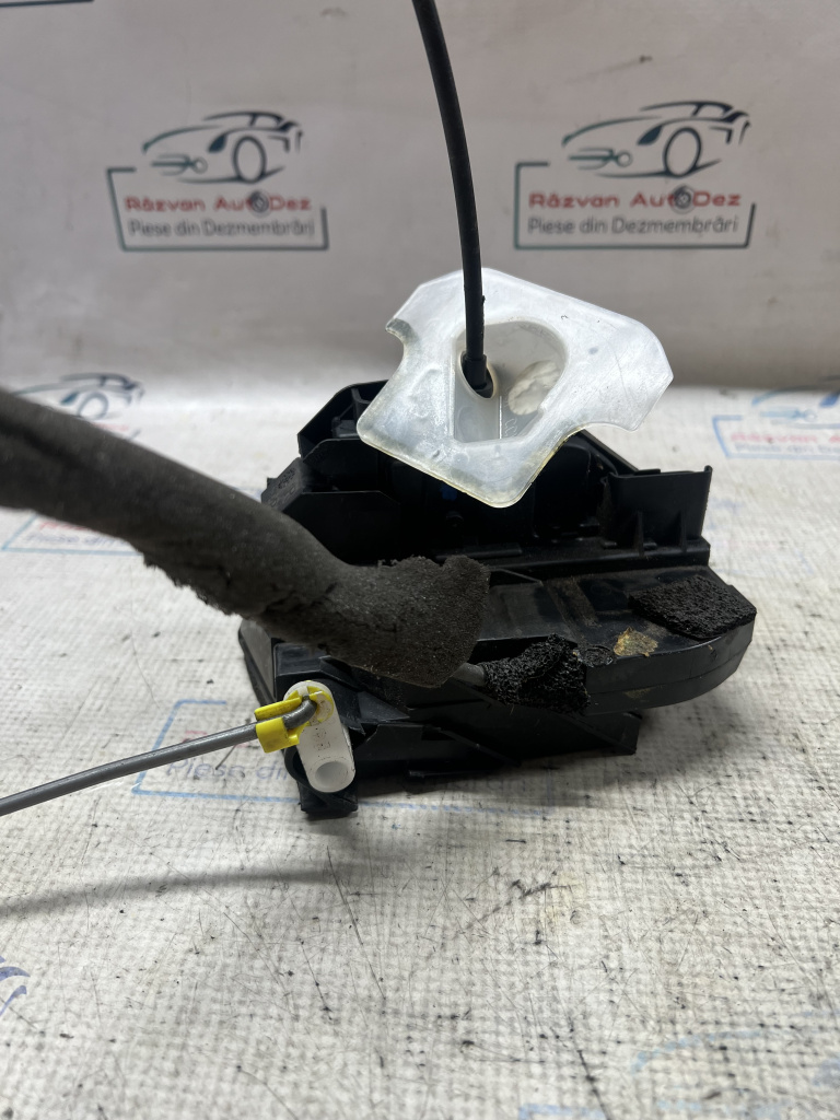 Broasca dreapta fata Nissan Qashqai 2012